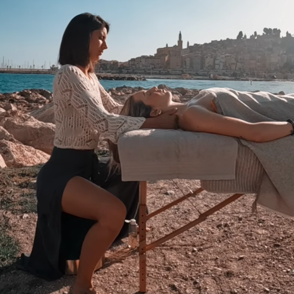 mélanie massage intuitif massage Menton exterieur